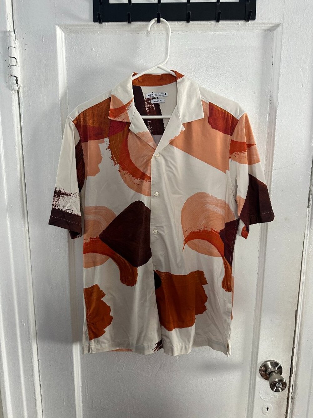 ZARA Short Sleeve Button Down Abstract Shirt Men’s Size [Small]